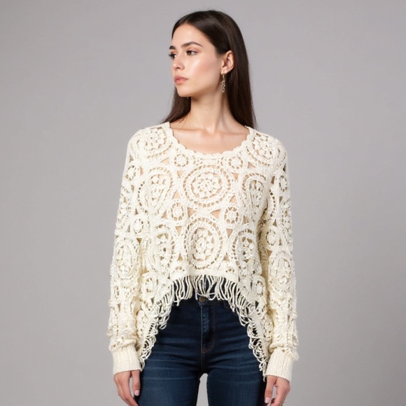 Sweaters - BOHO Fringed Sweater